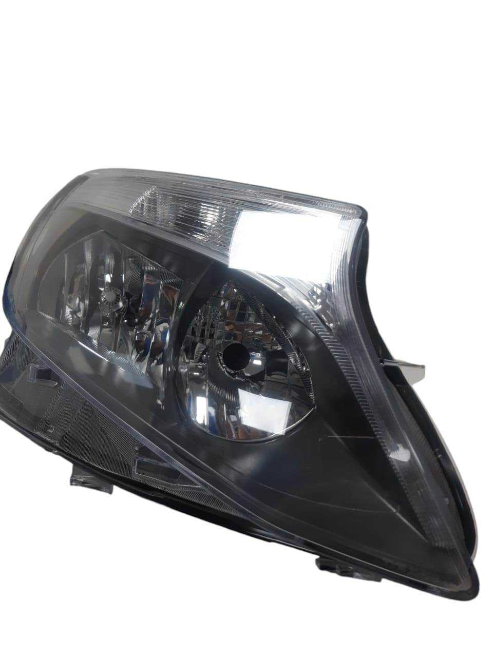OPTICO DELANTERO DERECHO MERCEDES BENZ VITO 109-111-114 W447 2014-2019 MARCA HELLA