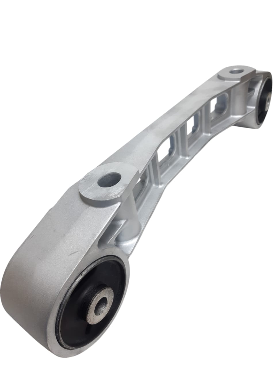 Soporte de Diferencial Meredes Benz Vito (W639) Viano (W639) Años 04-14 6393506101