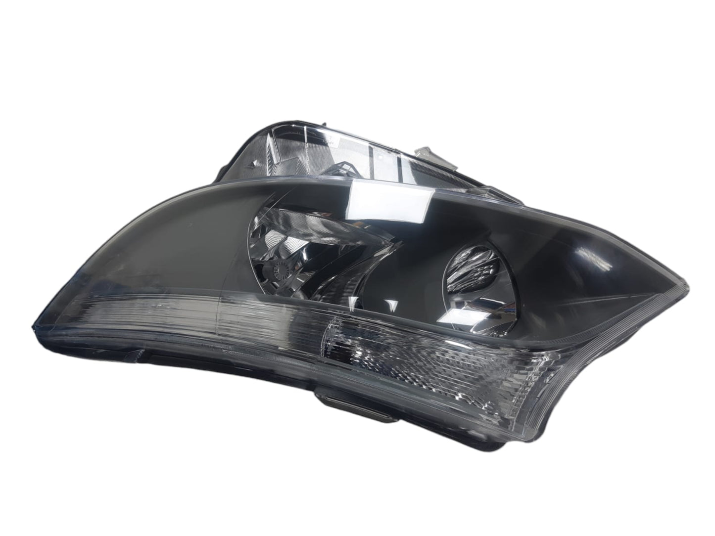 OPTICO DELANTERO IZQUIERDO MERCEDES BENZ VITO 109-111-114-116 W447 DEL 2014-2024 MARCA TYC