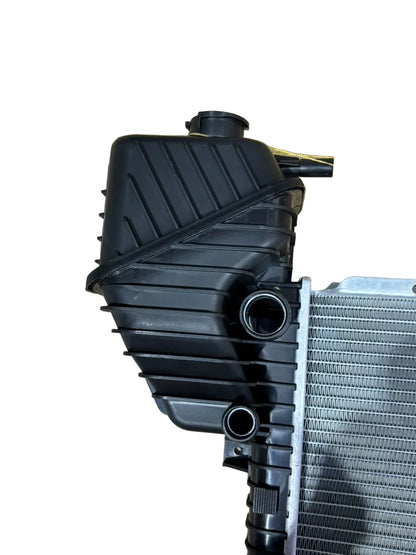 Radiador de Agua Mercedes Benz Sprinter (W903, W904) Años 01-12 9015003500