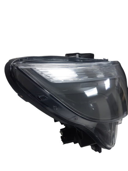 OPTICO DELANTERO DERECHO MERCEDES BENZ VITO 109-111-114 W447 2014-2019 MARCA HELLA