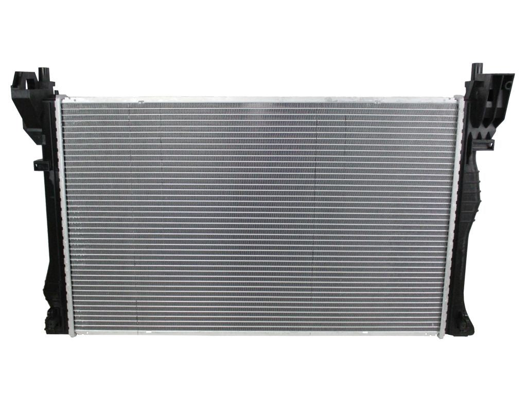 Radiador de Agua Mercedes Benz Sprinter (W906-W907) Años 06-20 9065000102