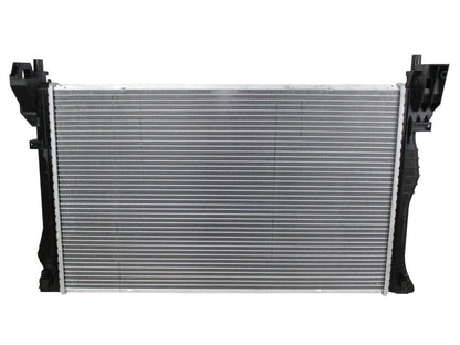 Radiador de Agua Mercedes Benz Sprinter (W906-W907) Años 06-20 9065000102